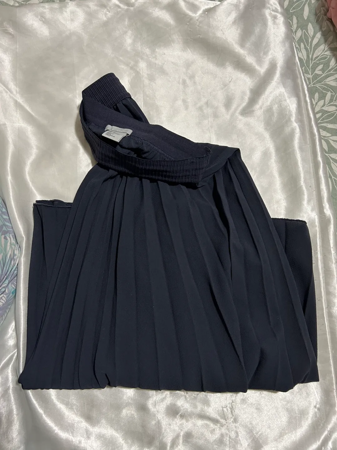 H&M Dark Blue Pleated Skirt