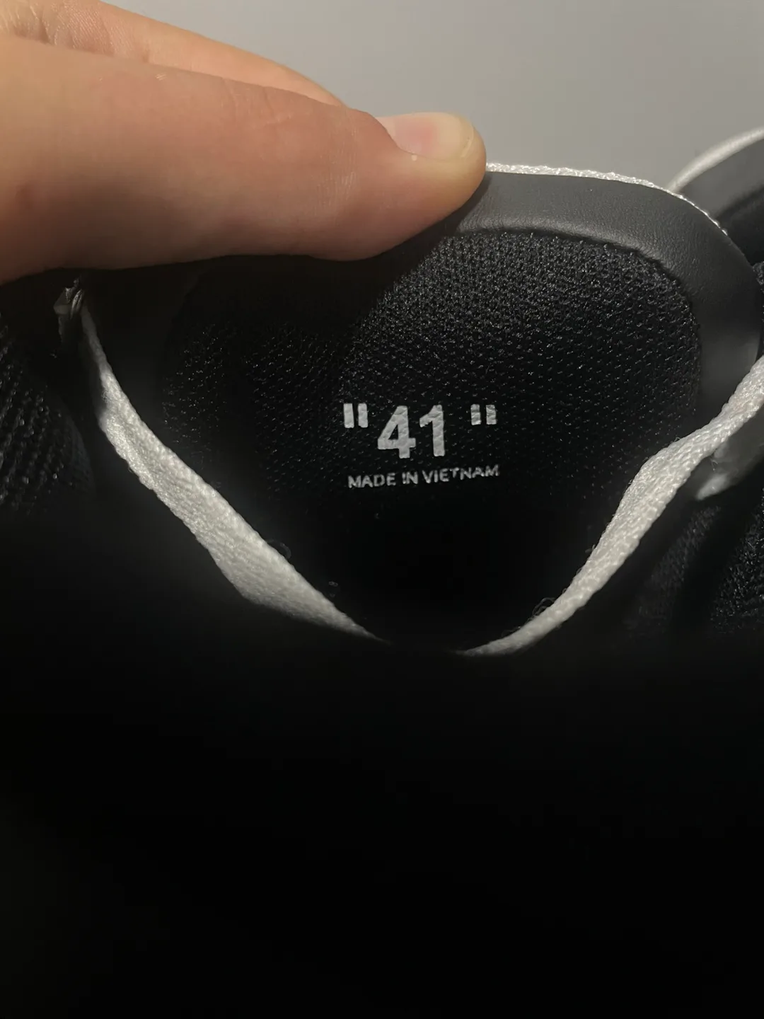 Off whites image indicator(3)