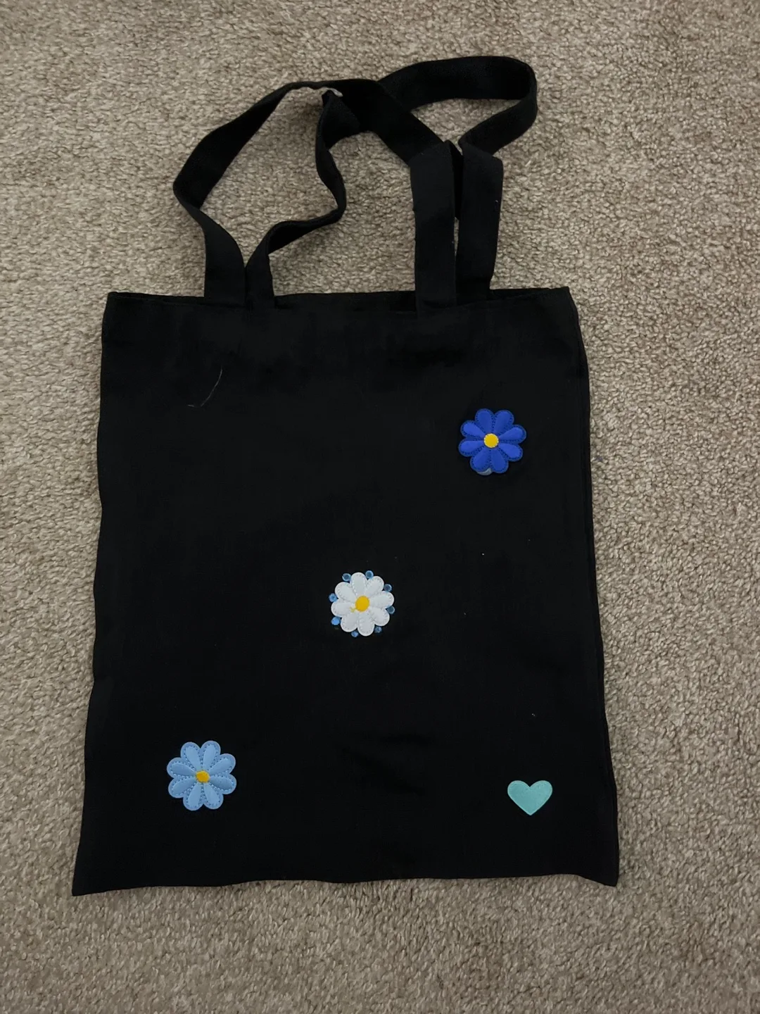 Black Tote Bag with Flower Details thumbnail