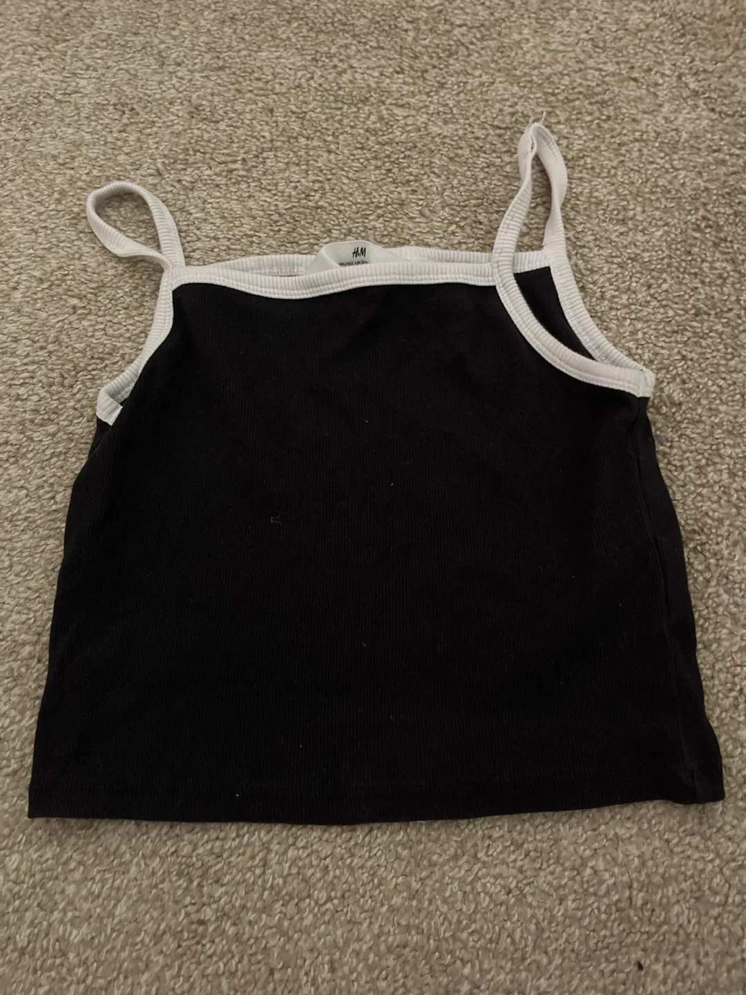 H&M Black Tank Top thumbnail