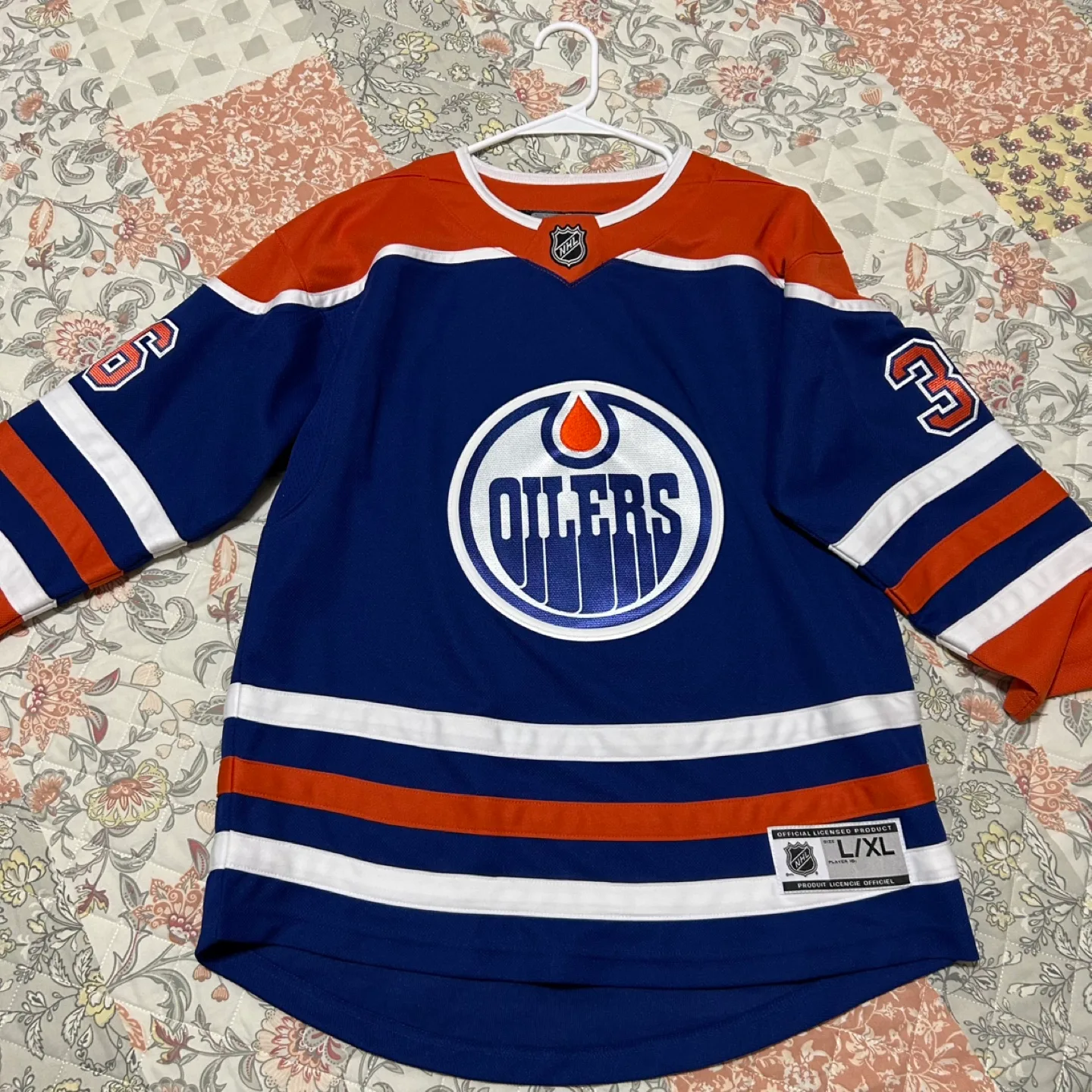 NHL Edmonton Oilers Campbell #36 Jersey - L/XL