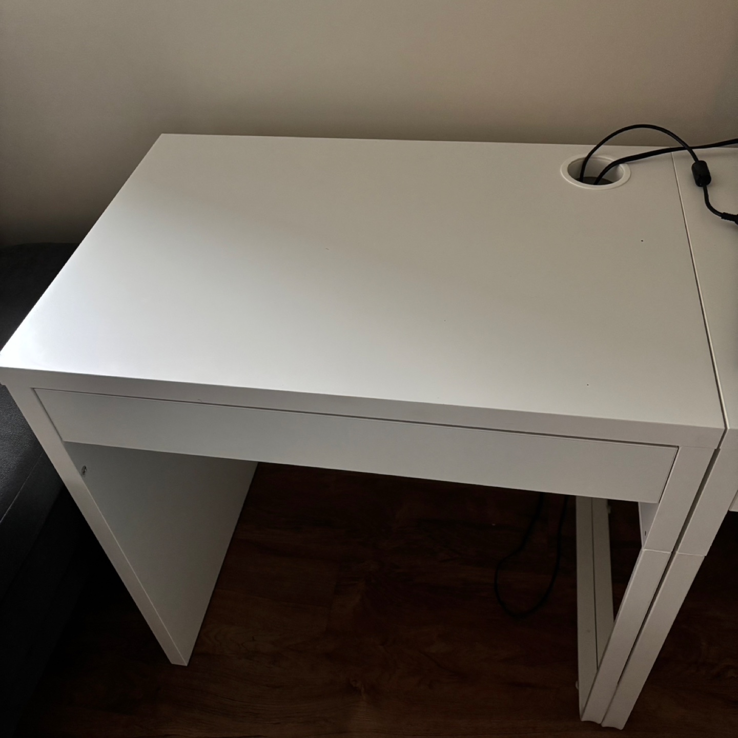 IKEA White Desk - photo 2