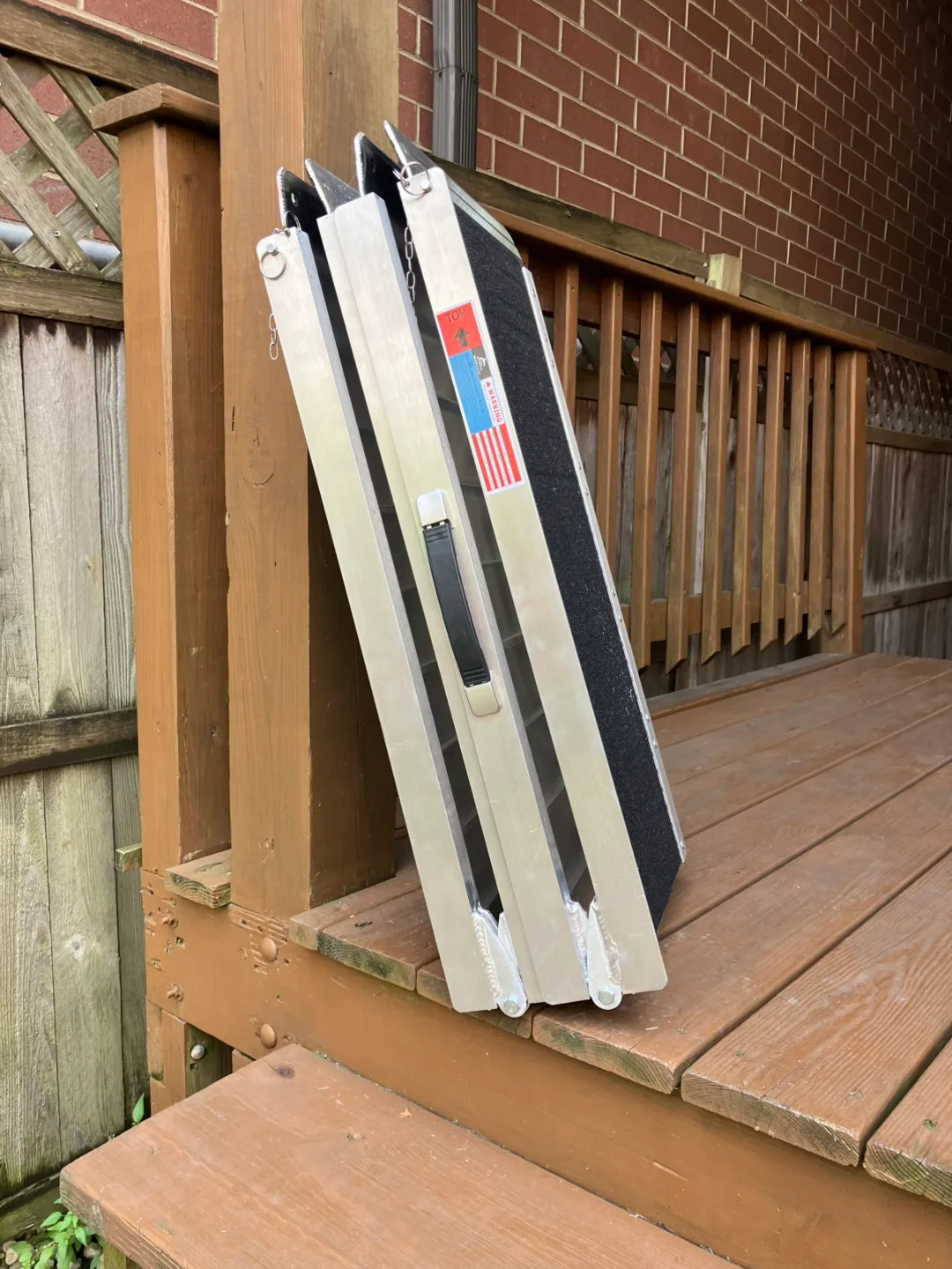 5 Foot Folding Nonslip Wheelchair Ramp - Excellent Condition image indicator(6)