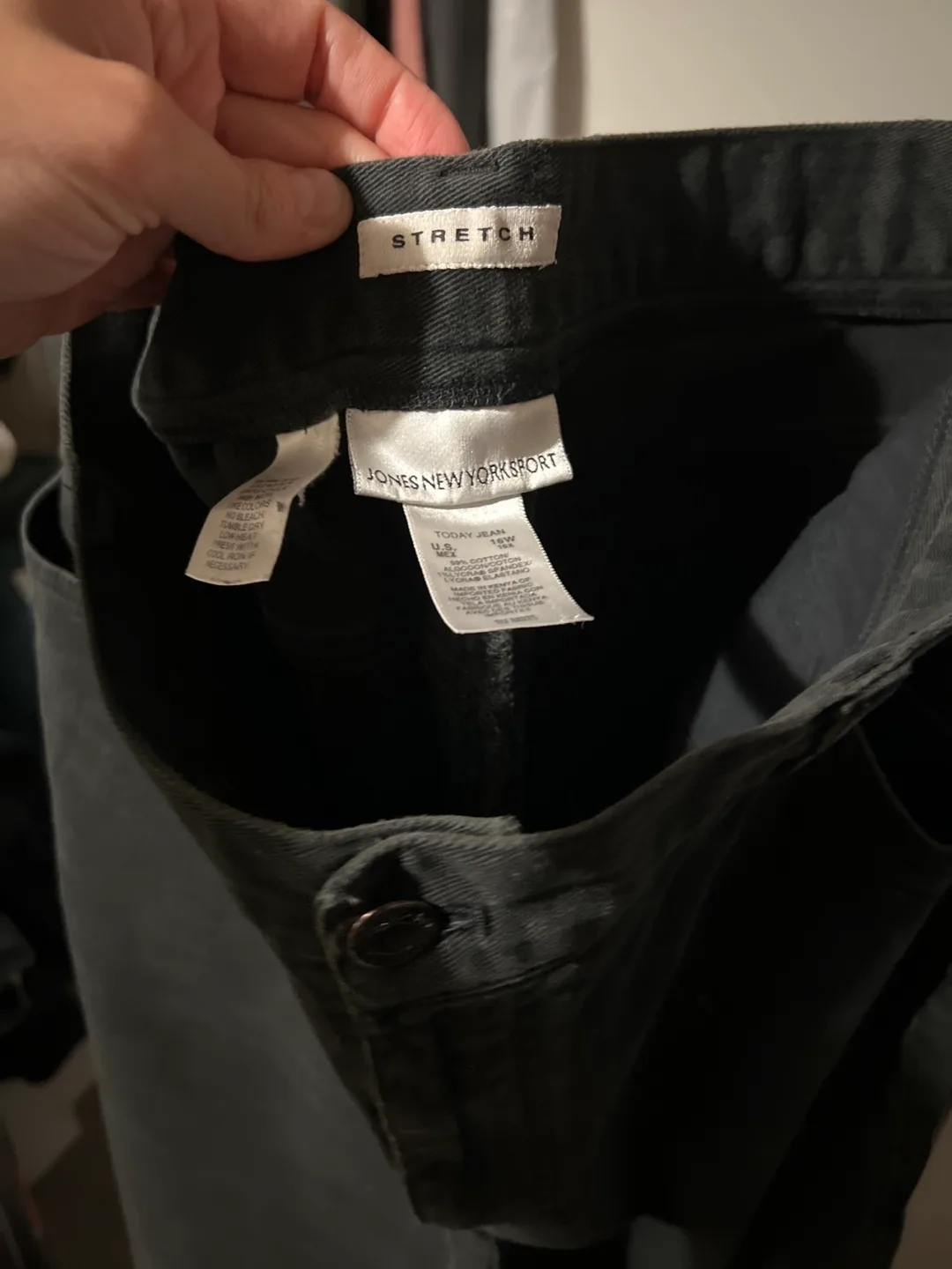 Jones New York Sport Black Jeans - Size 16W thumbnail