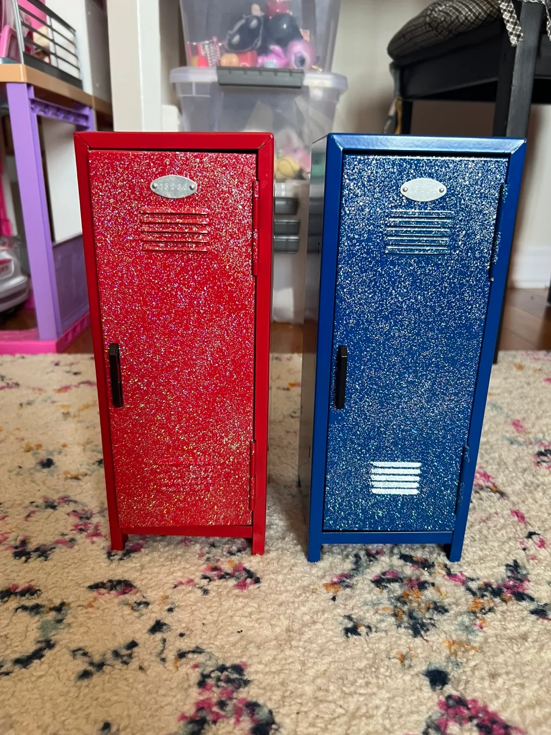 Miniature Metal Locker thumbnail