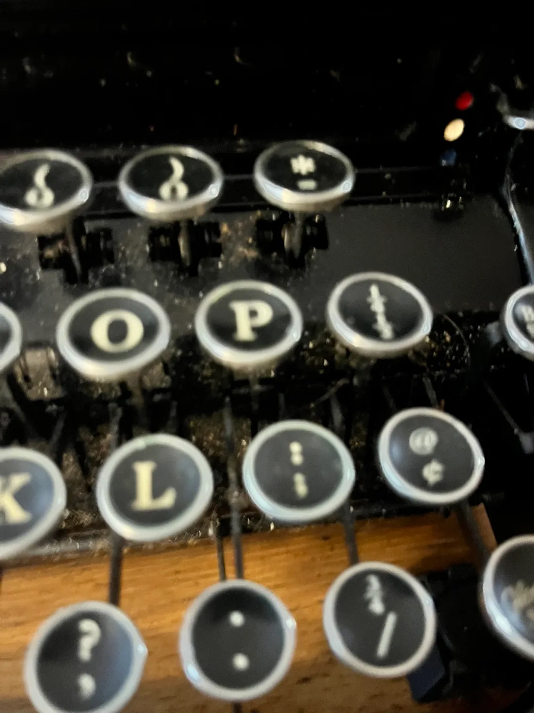 Vintage Corona Standard Typewriter with Case image indicator(6)