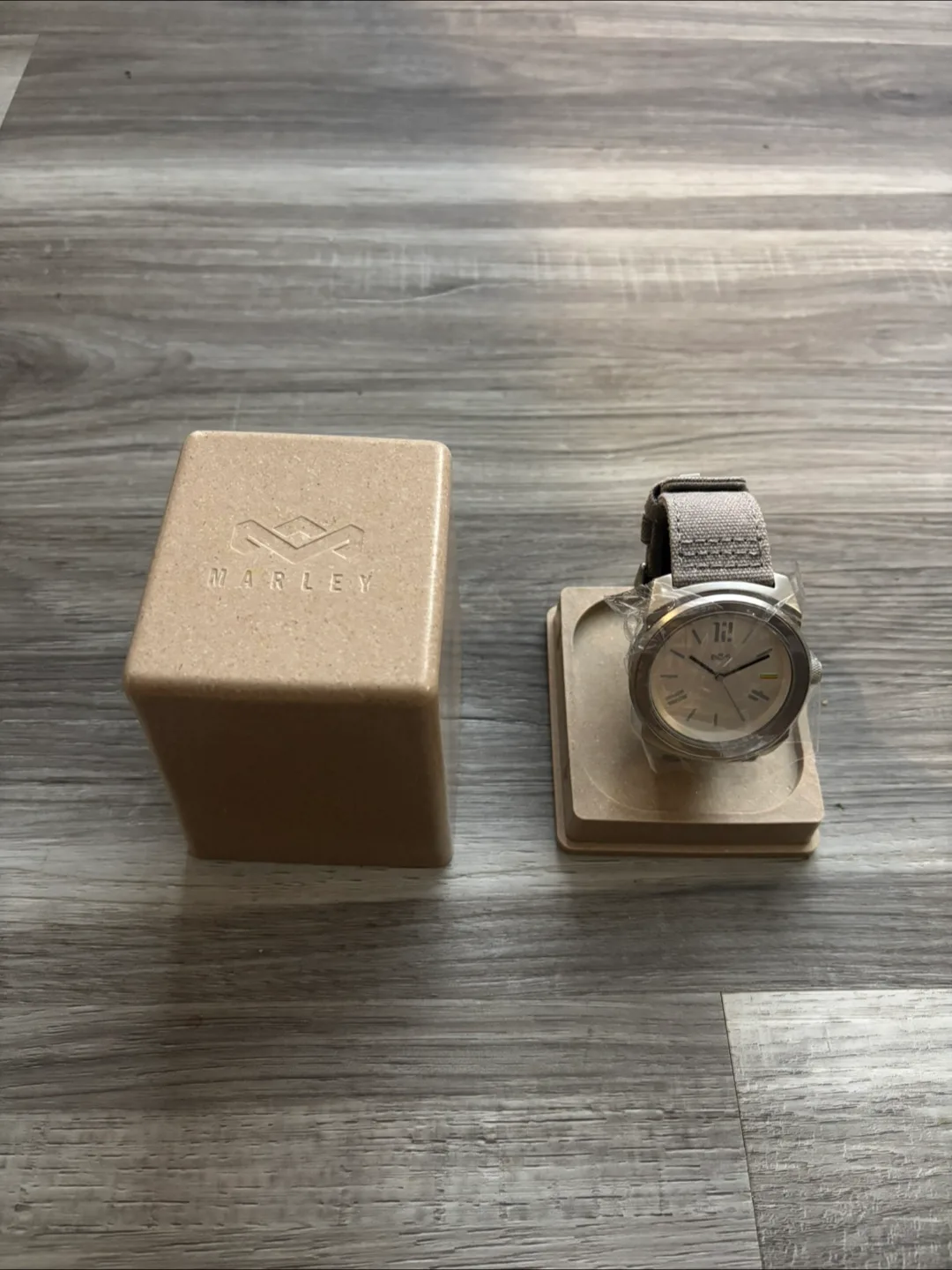 Marley Capsule Saddle Watch - WM-JA006-SD thumbnail