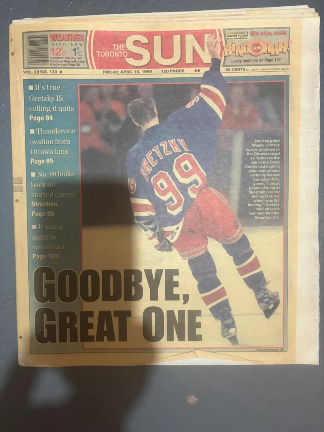 Vintage Toronto Sun Newspaper - Wayne Gretzky Retirement thumbnail