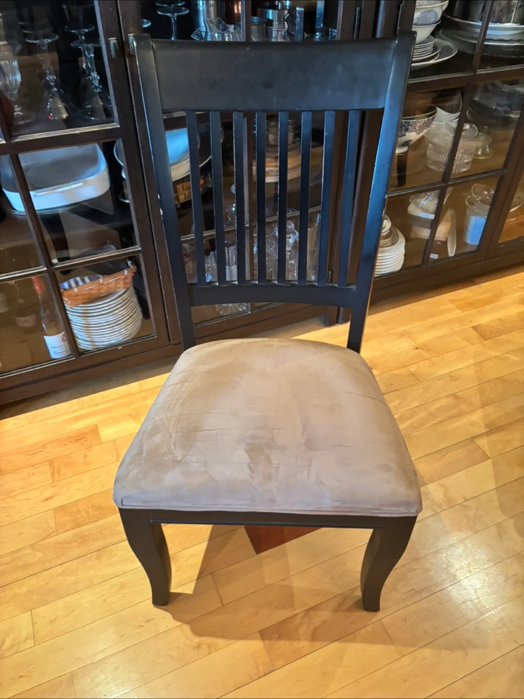 Dining Chairs - Set of 6 image indicator(2)