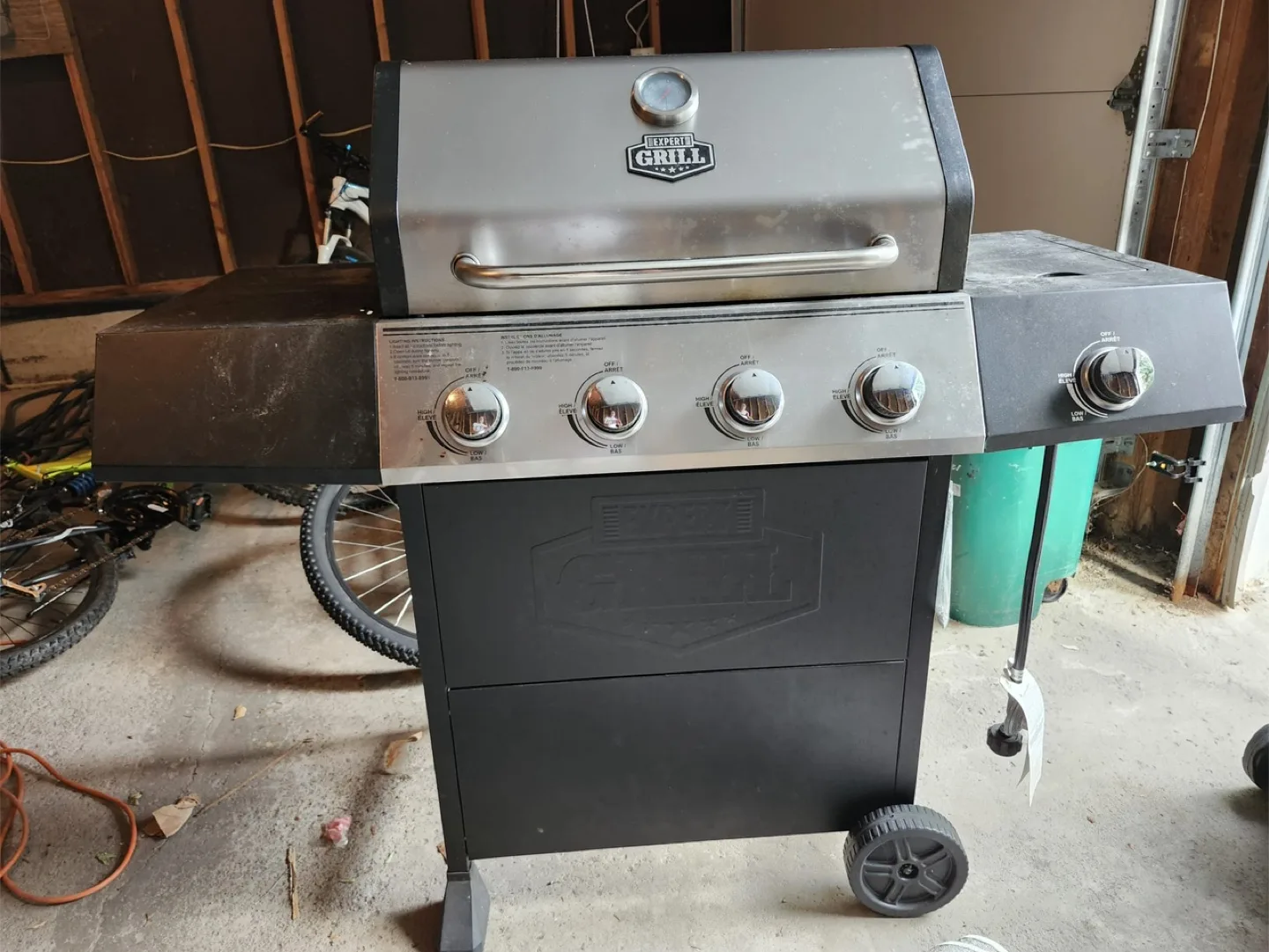 Outdoor Grill thumbnail