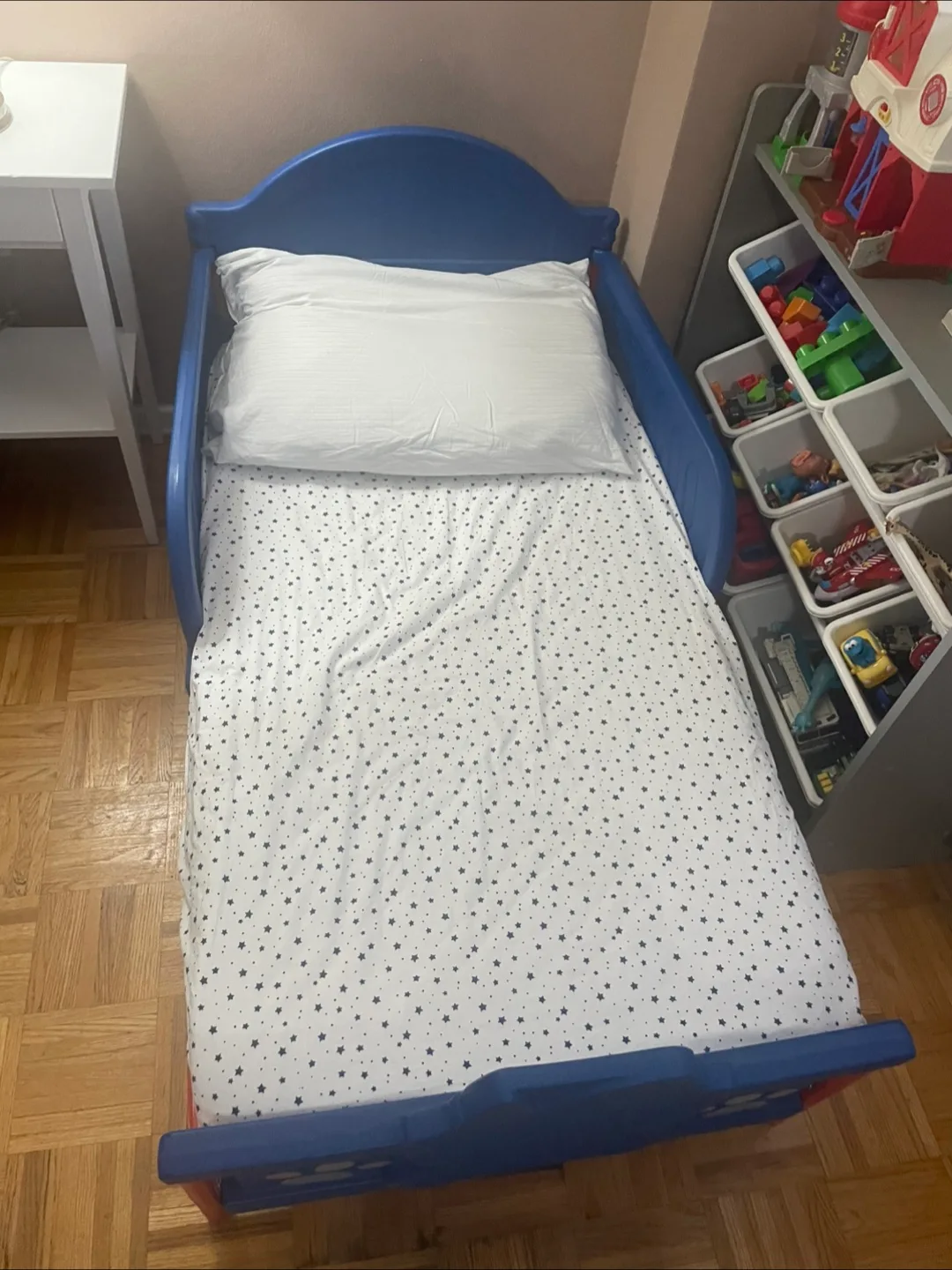 Toddler Bed - Blue thumbnail