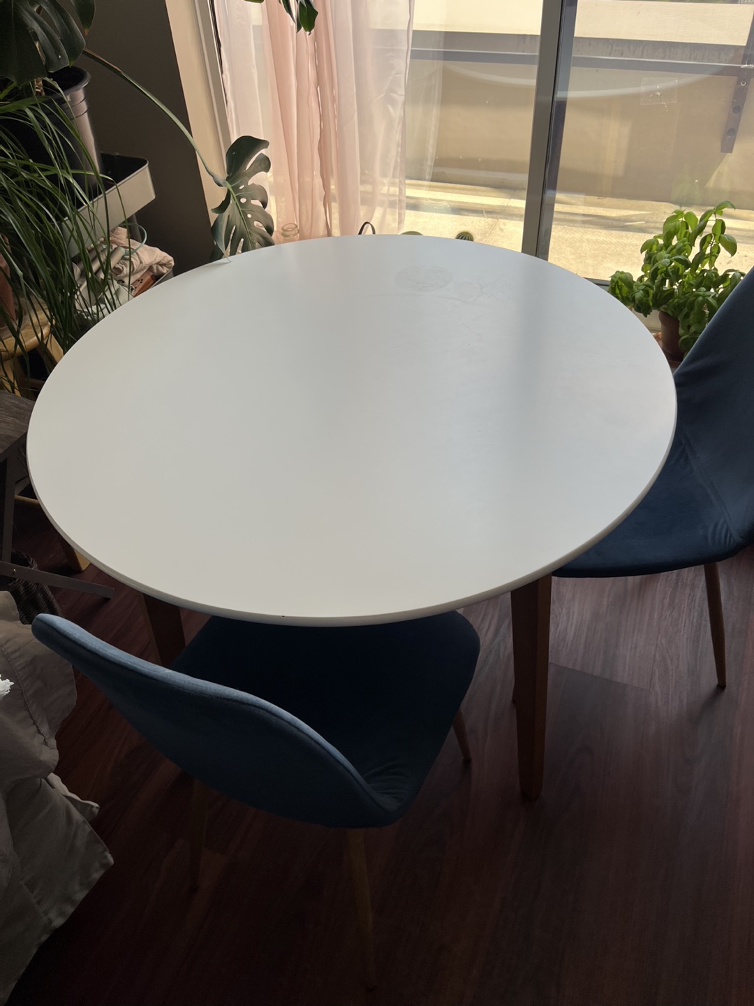 White Round Dining Table with 2 Chairs
