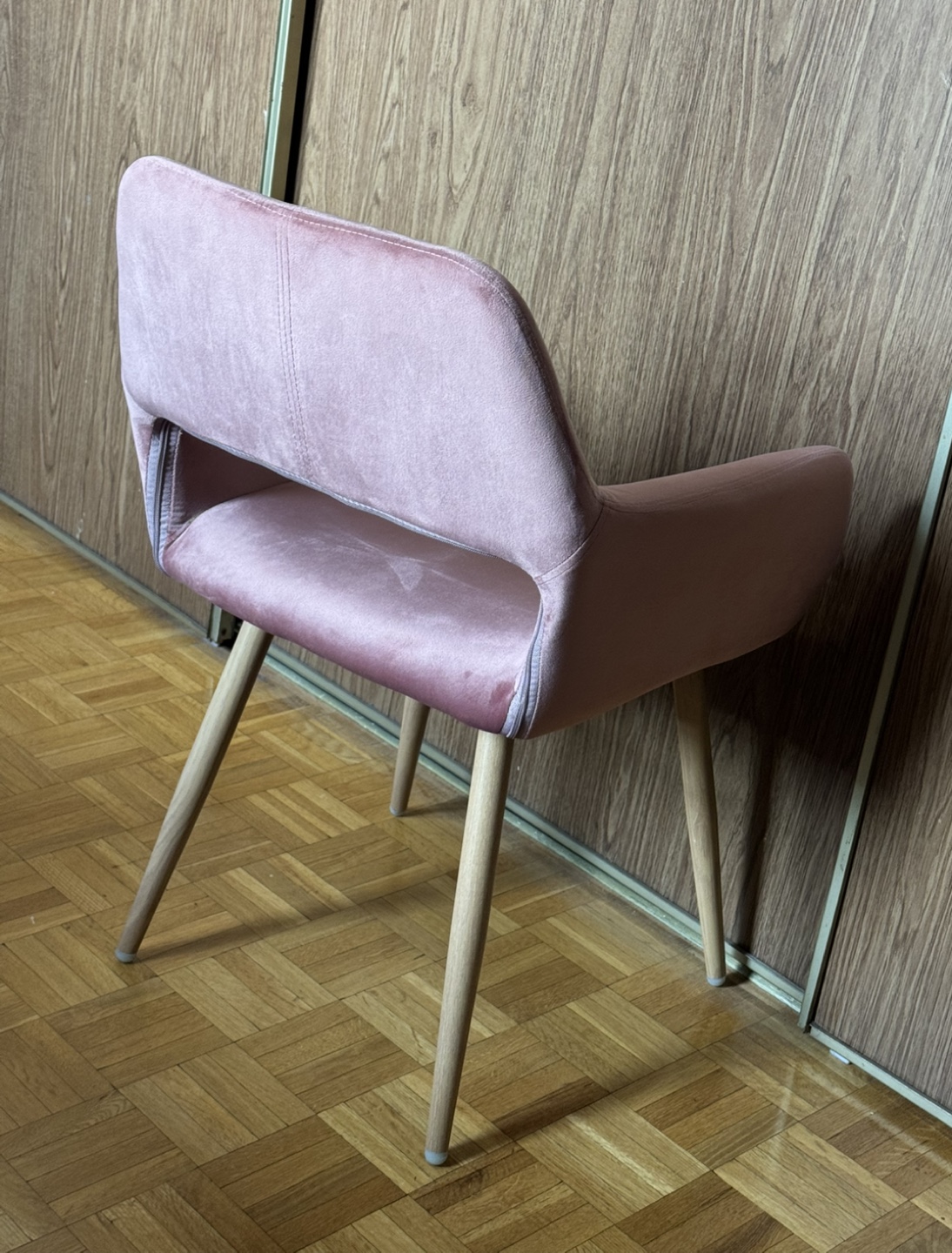 Pink Velvet Accent Chair - photo 2