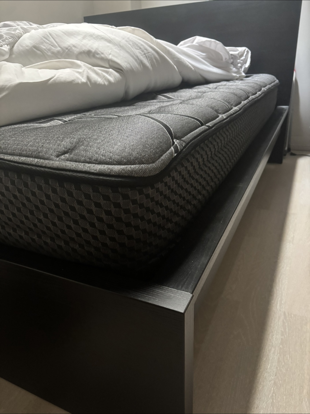 Double Bed (Frame and / or Mattress) - photo 2