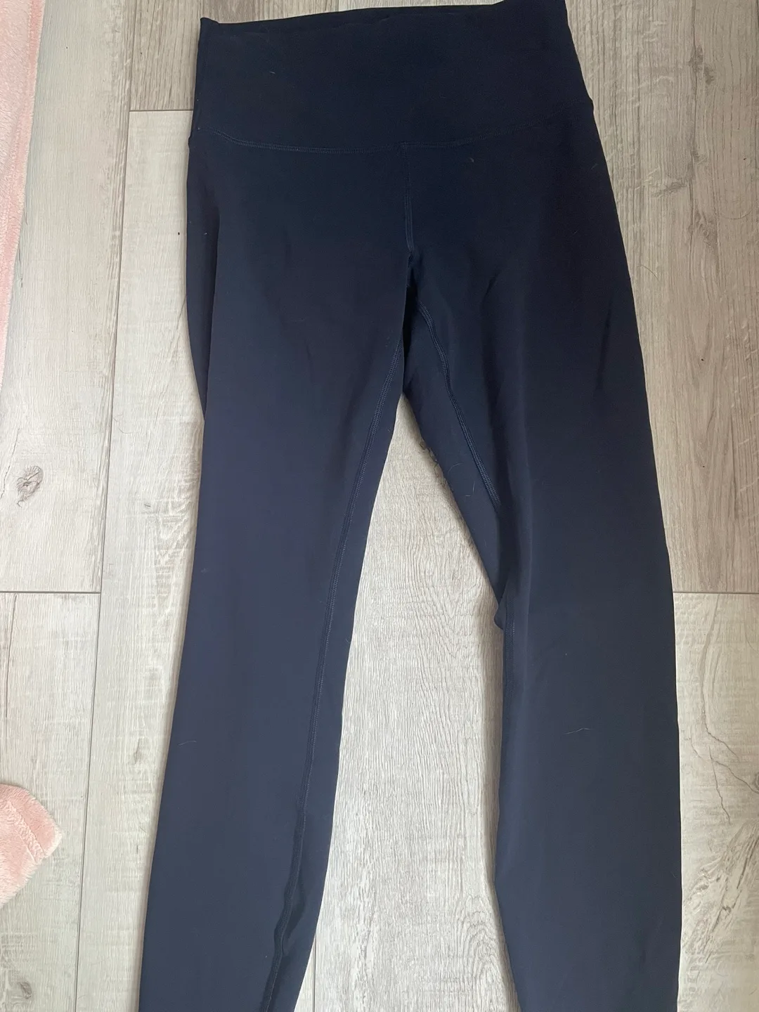 Lululemon navy blue Leggings - Size 8 image indicator(2)