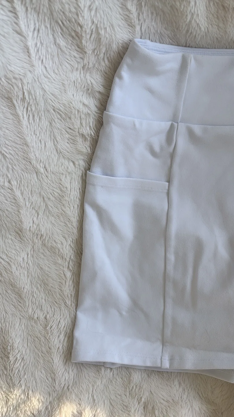 ALO Airbrush High Waist Good Form Tennis Skirt image indicator(2)