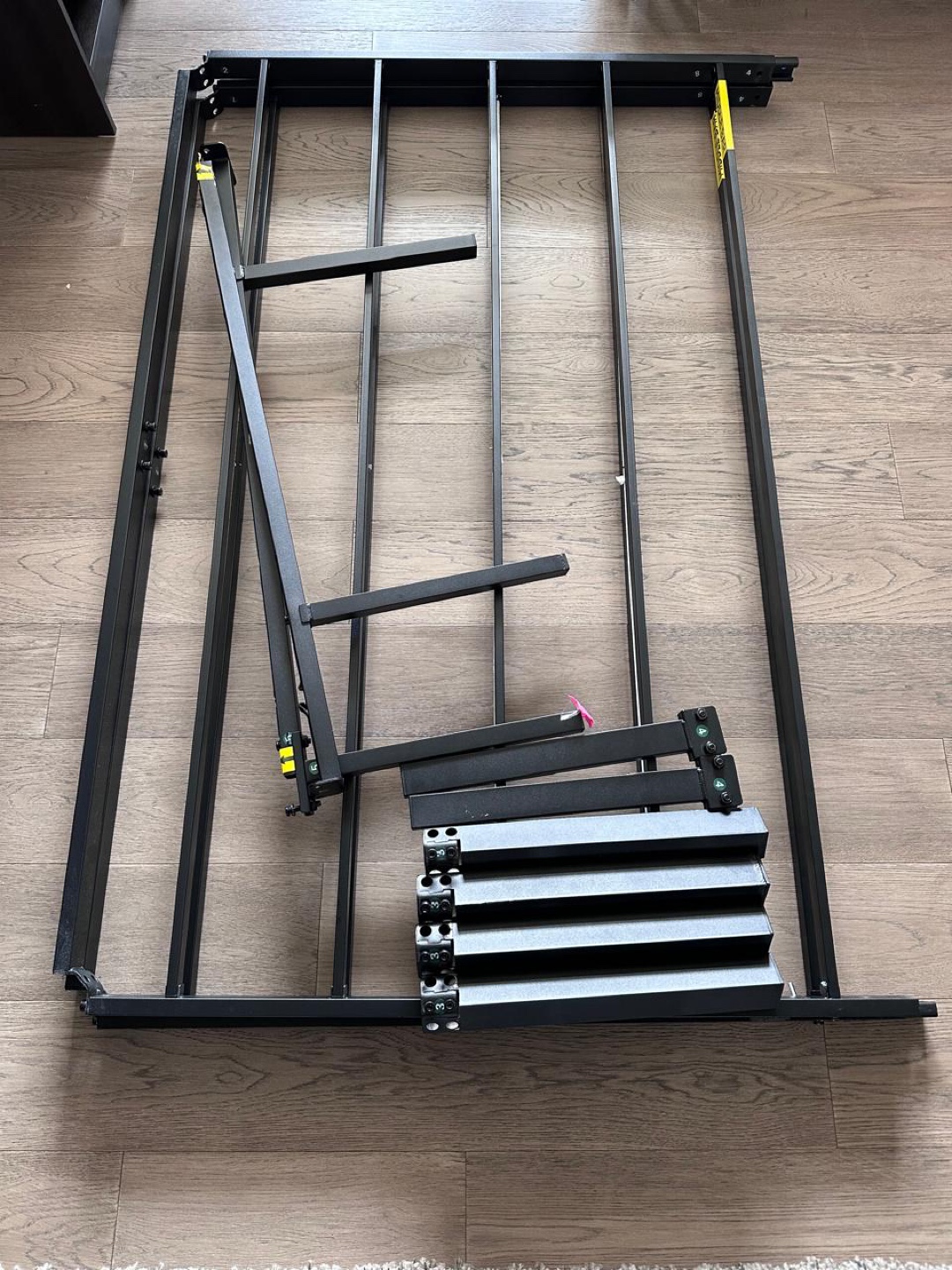 Easy Assembly Metal Bed Frame Queen size - photo 2