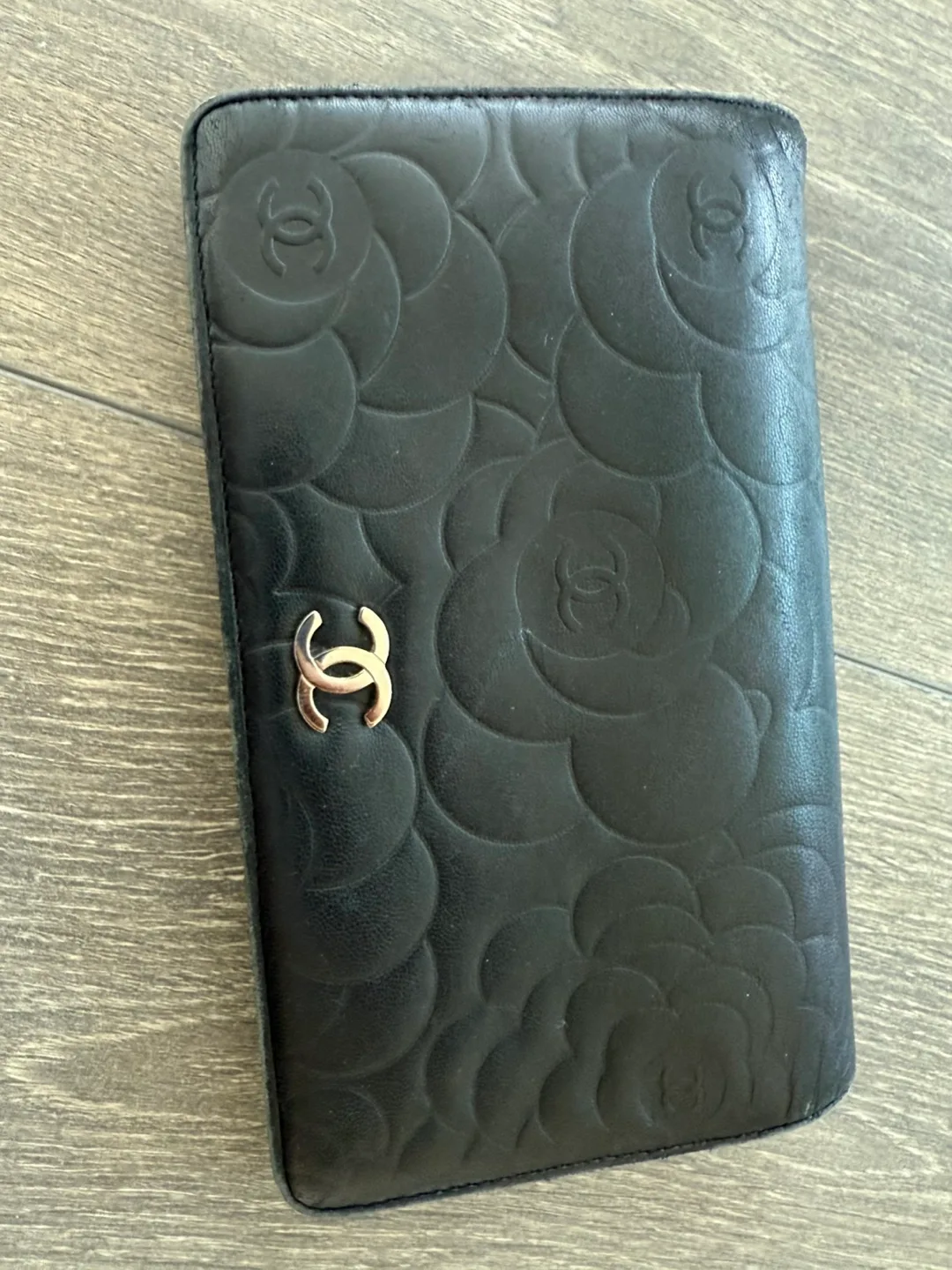 Chanel Camellia Wallet thumbnail