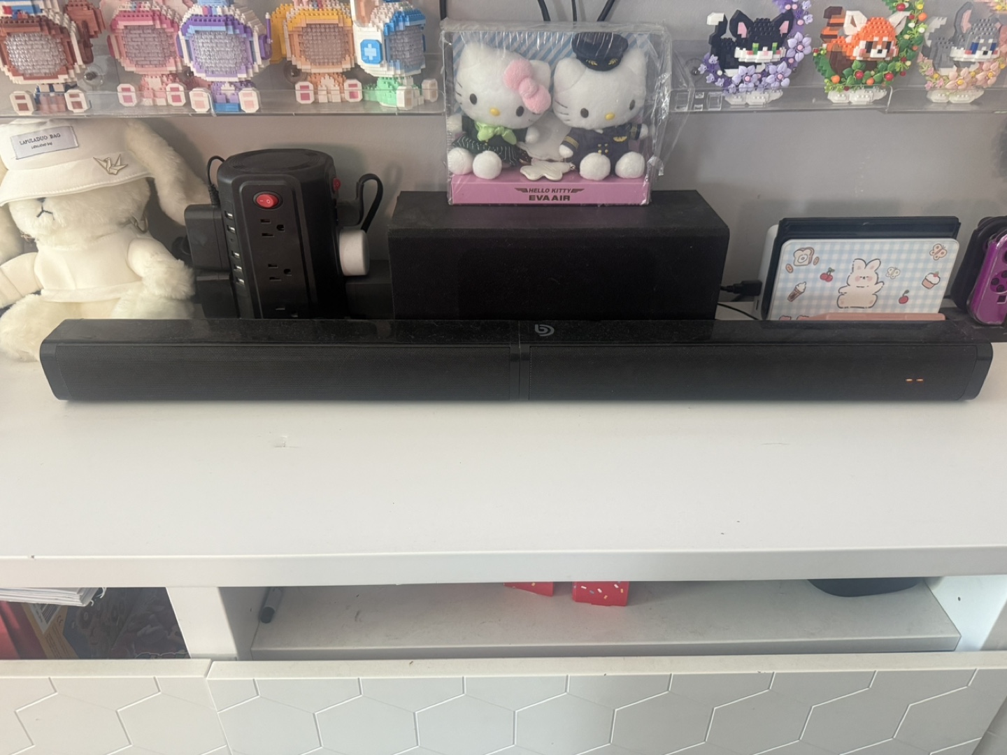 IKEA TV Stand - photo 3