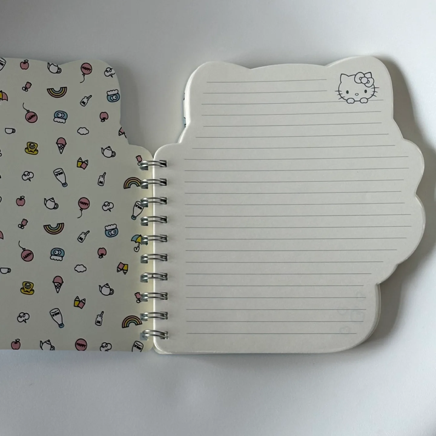 Hello Kitty Spiral Notebook - Classic Blue 🇨🇦 image indicator(3)