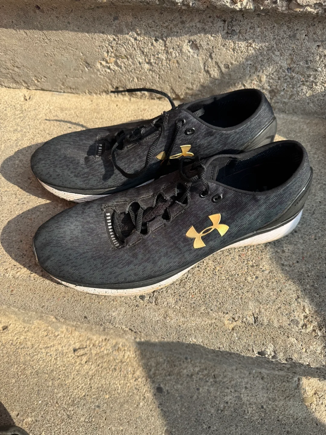 Under Armour Running Shoes - Size 10.5 thumbnail