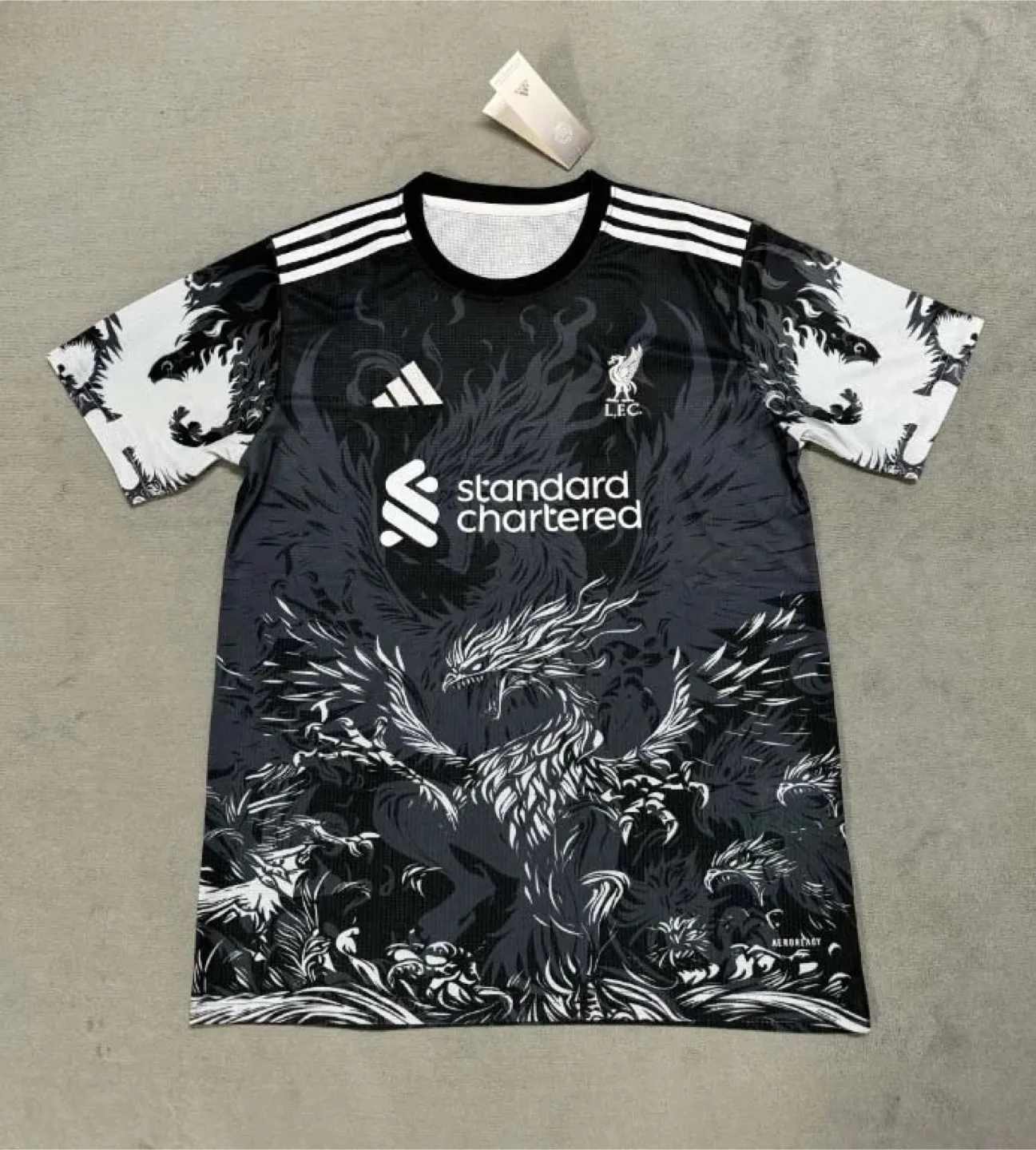 Adidas Liverpool FC 25/24 Away Kit thumbnail