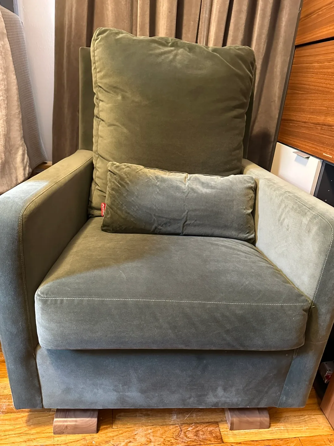 Monte Como Glider & Gliding Ottoman - Olive Green image indicator(10)