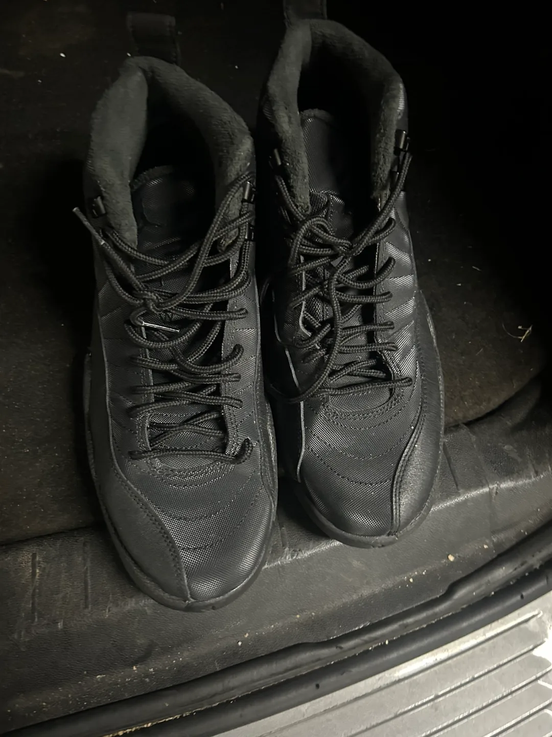 Jordan 12 Retro Winter Black image indicator(3)