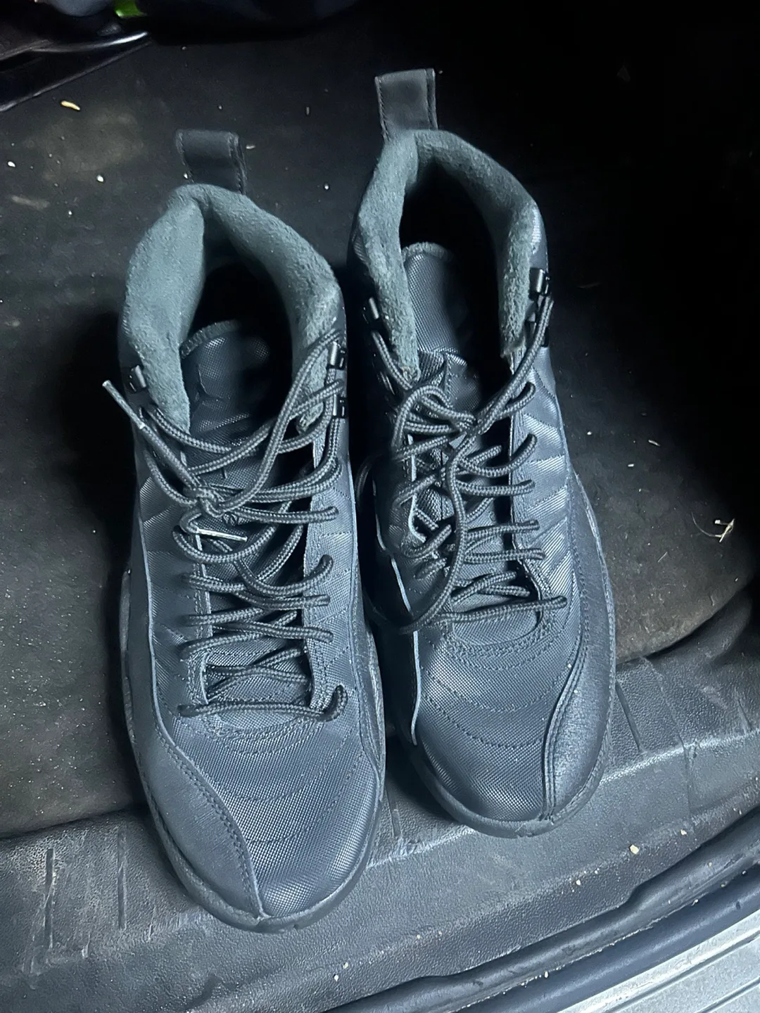 Jordan 12 Retro Winter Black image indicator(4)