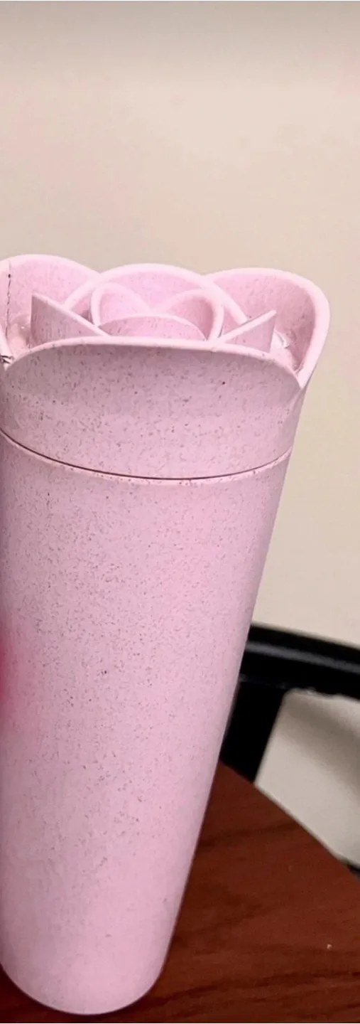 Pink Rose Tumbler free 🇨🇦 thumbnail