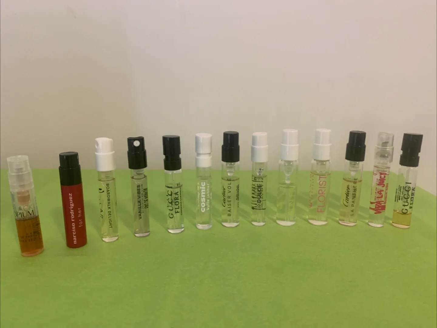 Perfume samples: Read below 👇 thumbnail