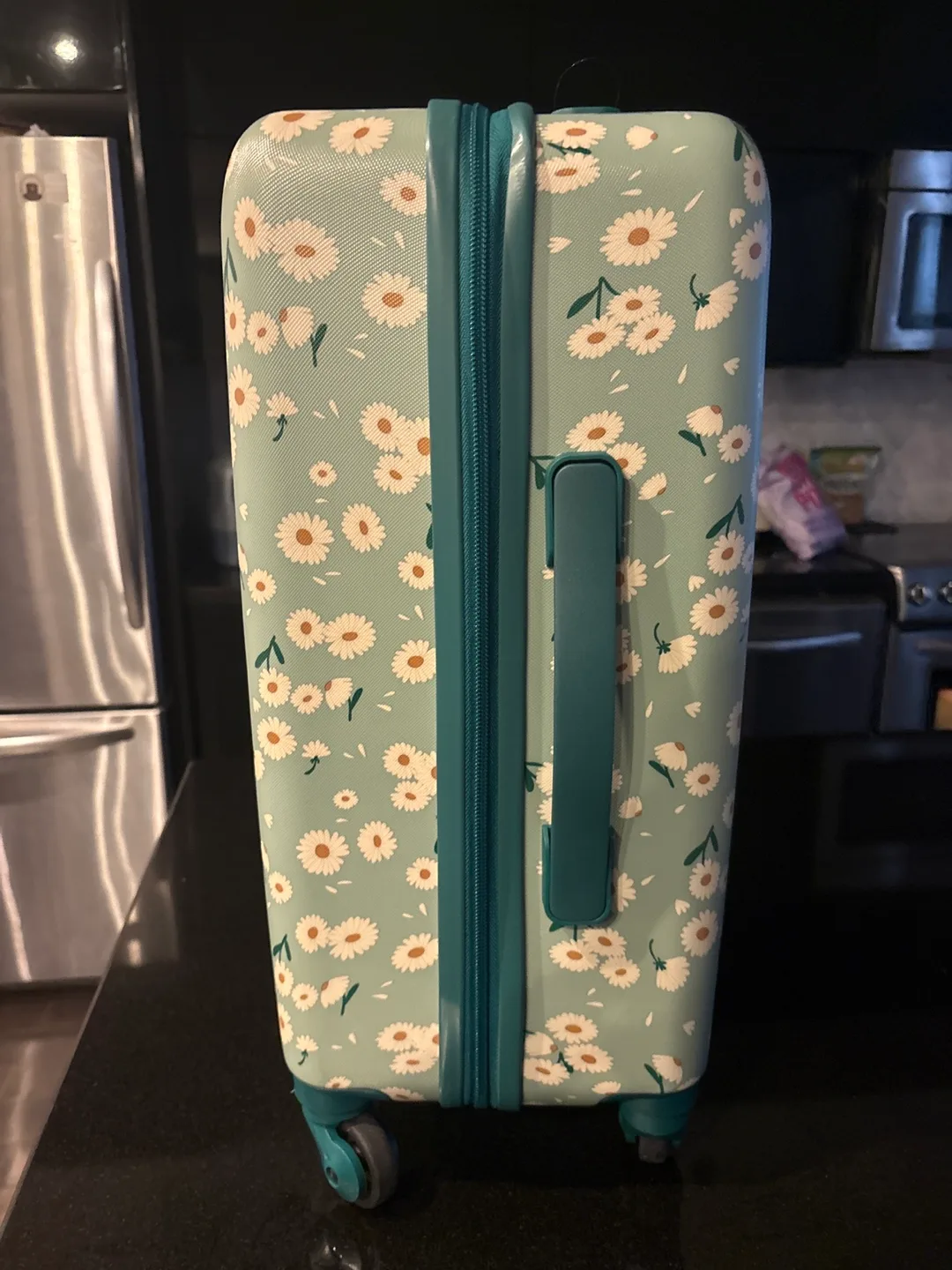 Cat and Jack  Carry-On Suitcase - Floral image indicator(3)