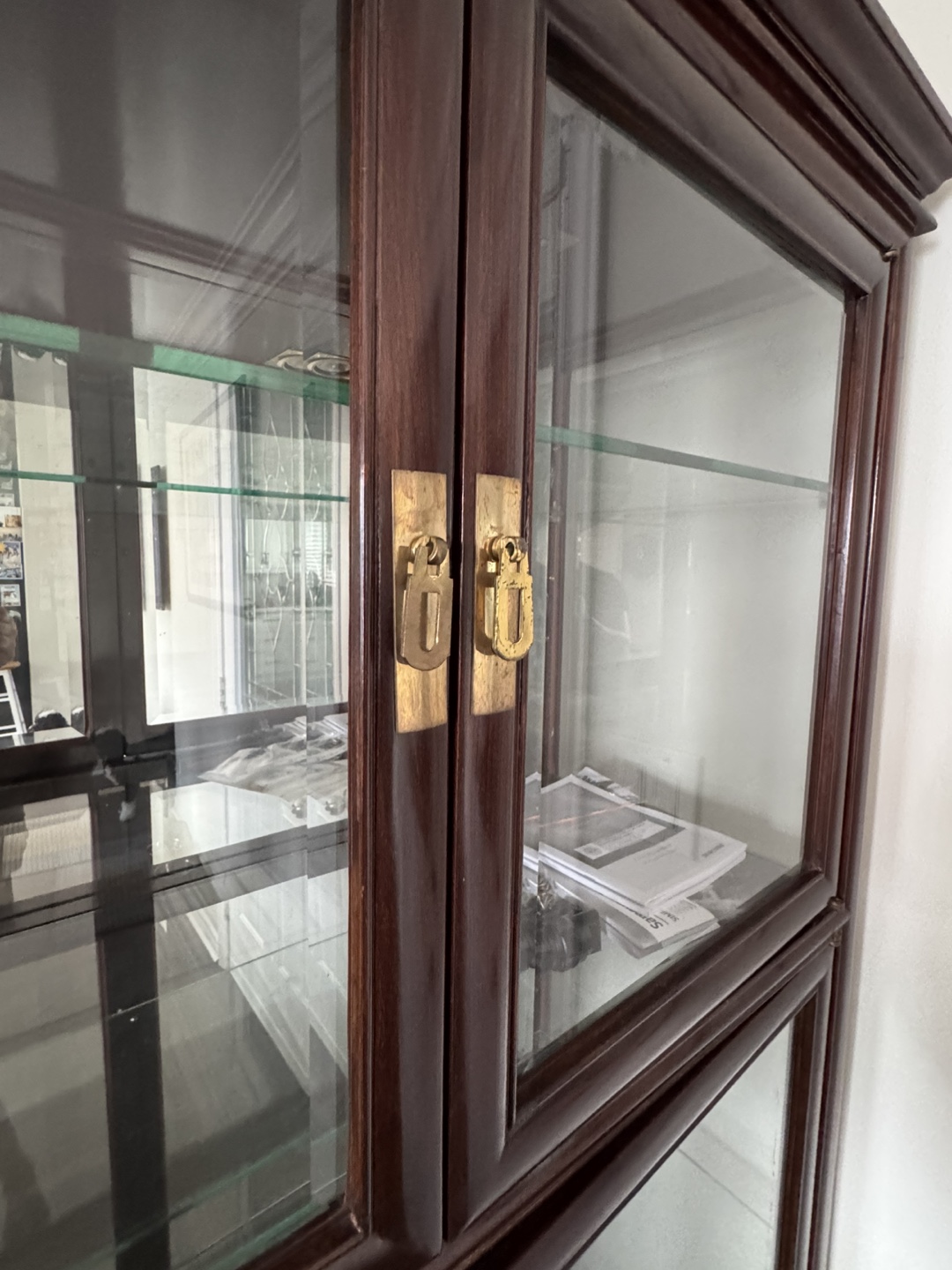 Solid wood hutch with brass hardware - photo 3