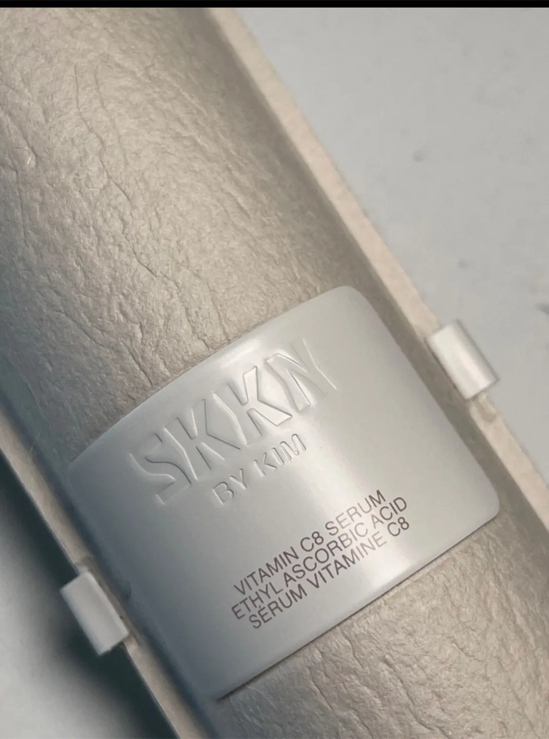 NEW SKKN by KIM KARDASHIAN VITAMIN C8 SERUM - 1FL OZ - SOLD OUT! image indicator(2)