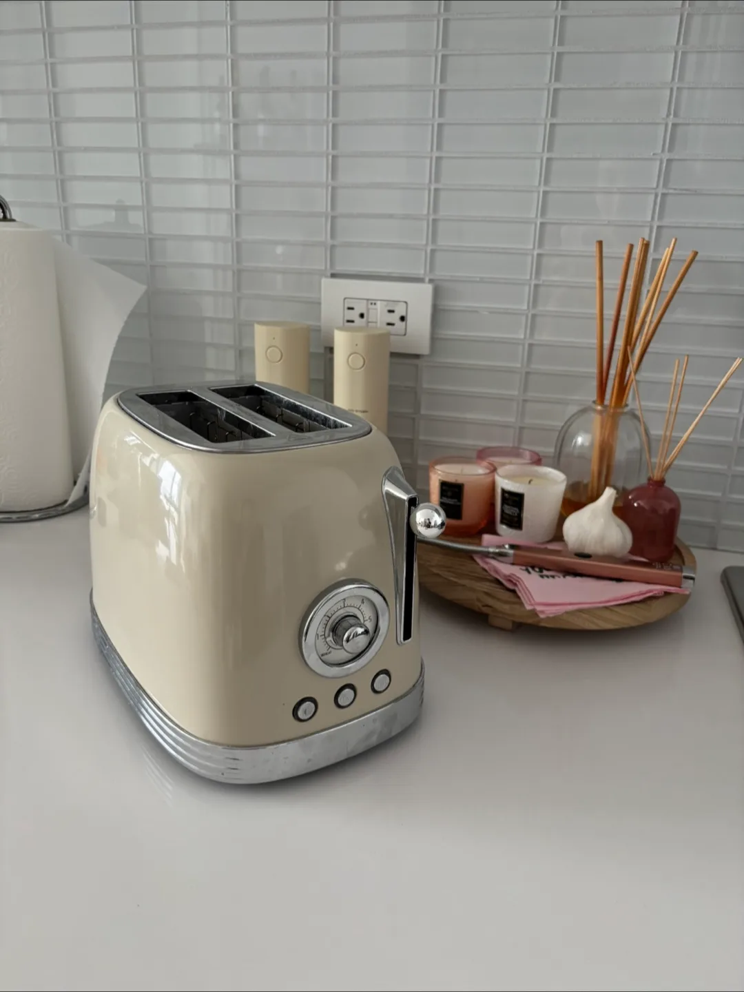 CROWNFUL 2-Slice Toaster thumbnail