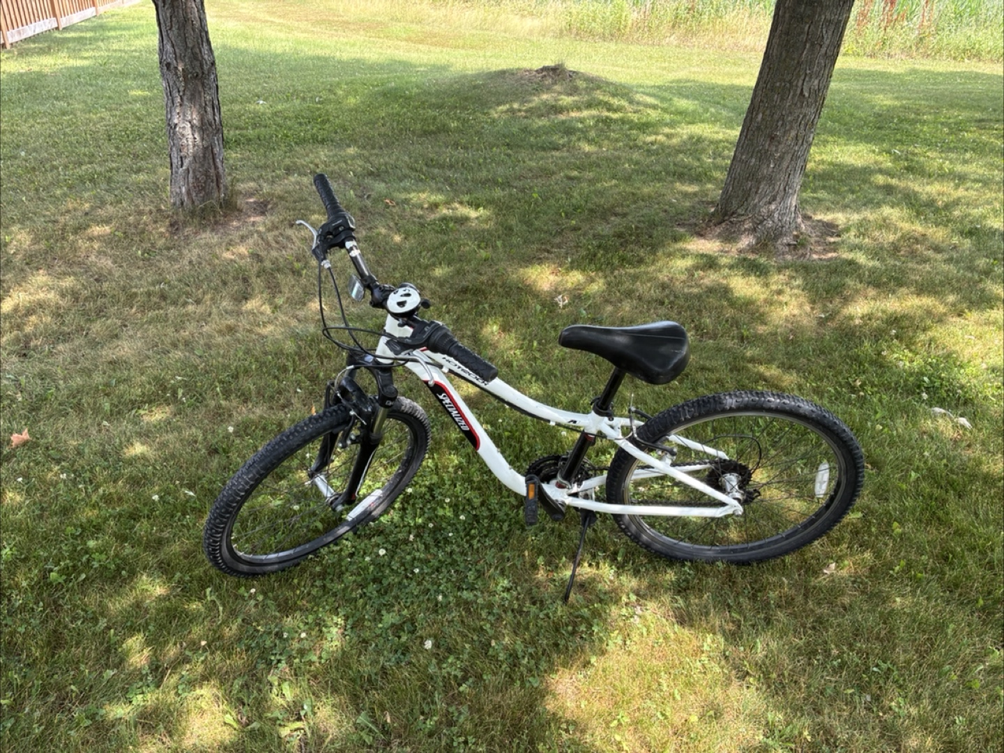 Specialized HOTROCK Kids Bike