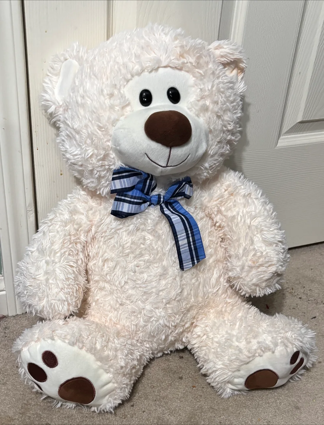 Kid Connection Plush Teddy Bear (24 inches) thumbnail