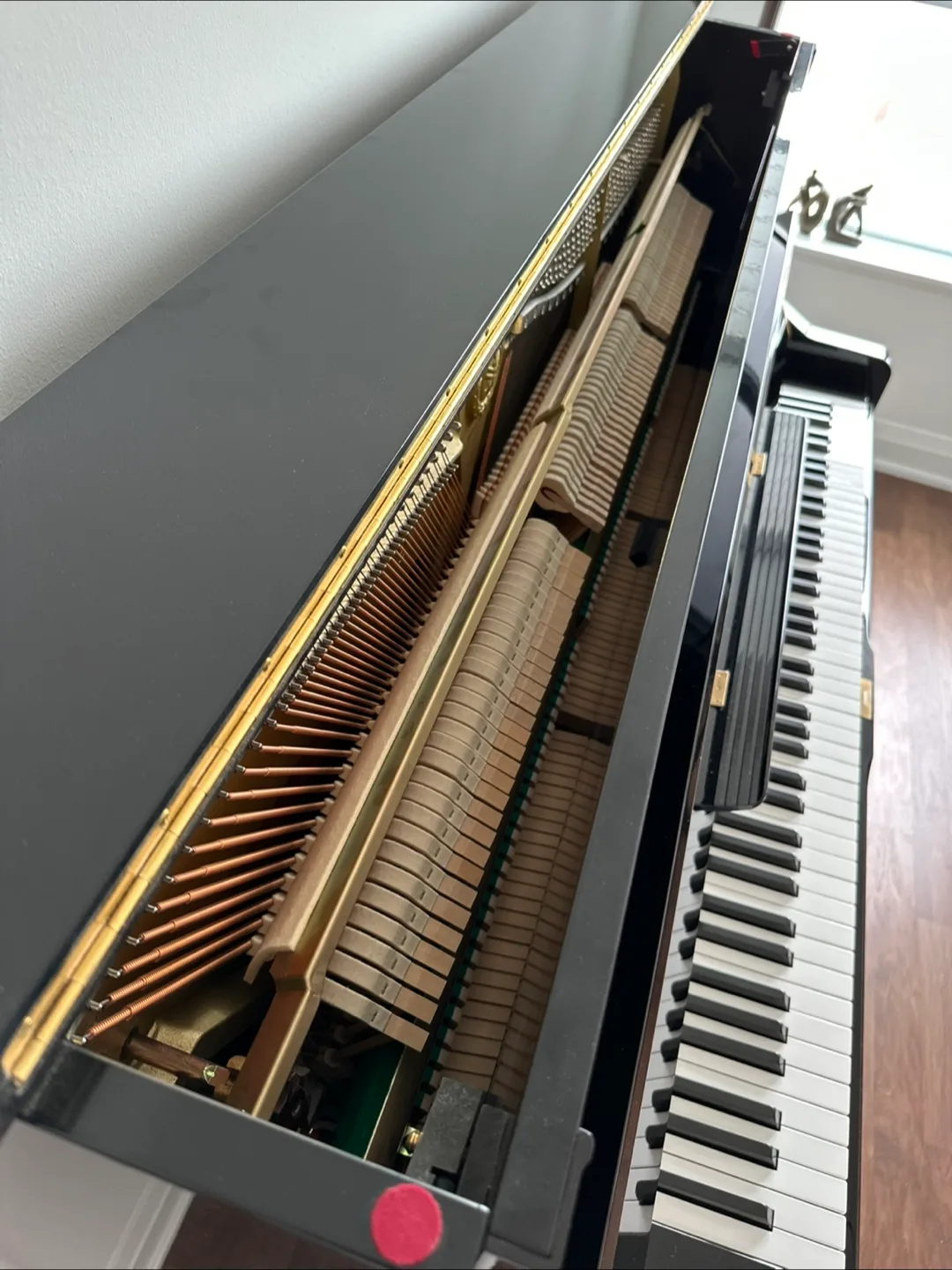 Yamaha Upright Piano - Black image indicator(4)