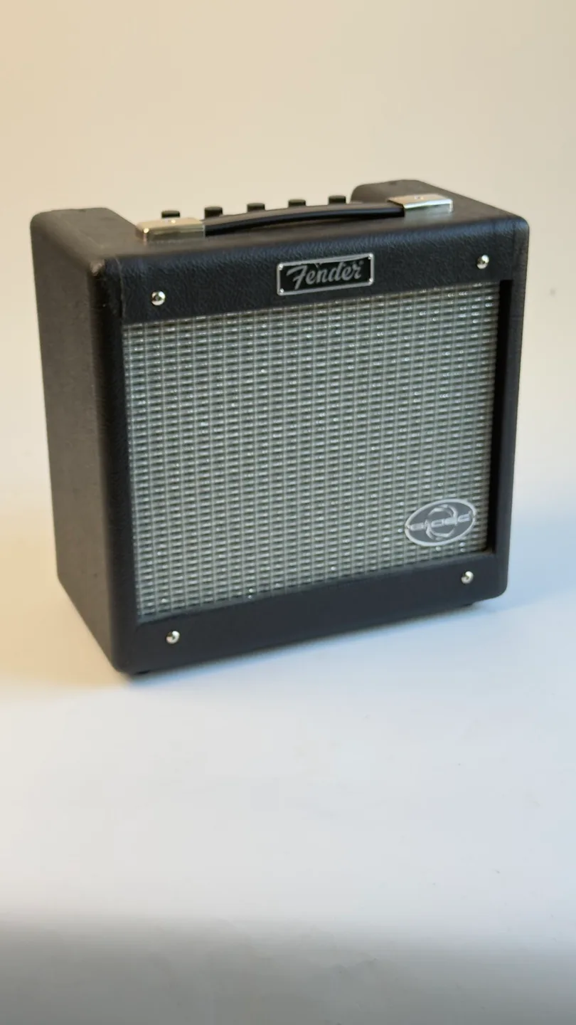 Fender G-DEC Junior Guitar Amplifier image indicator(6)
