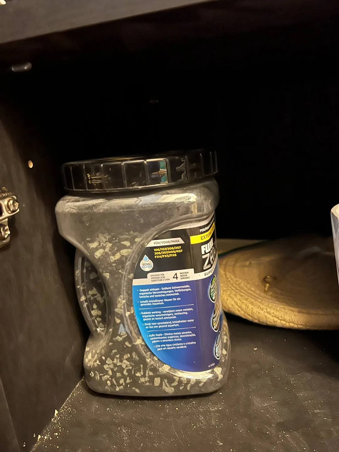 Fish tank| filter system| stand and all other items image indicator(8)