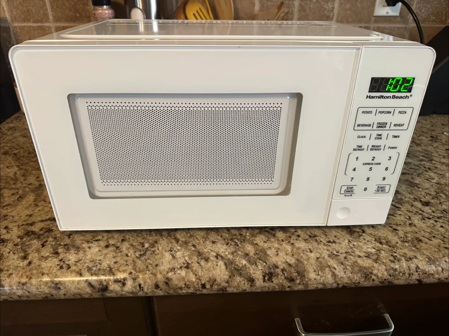 Hamilton Beach Microwave thumbnail