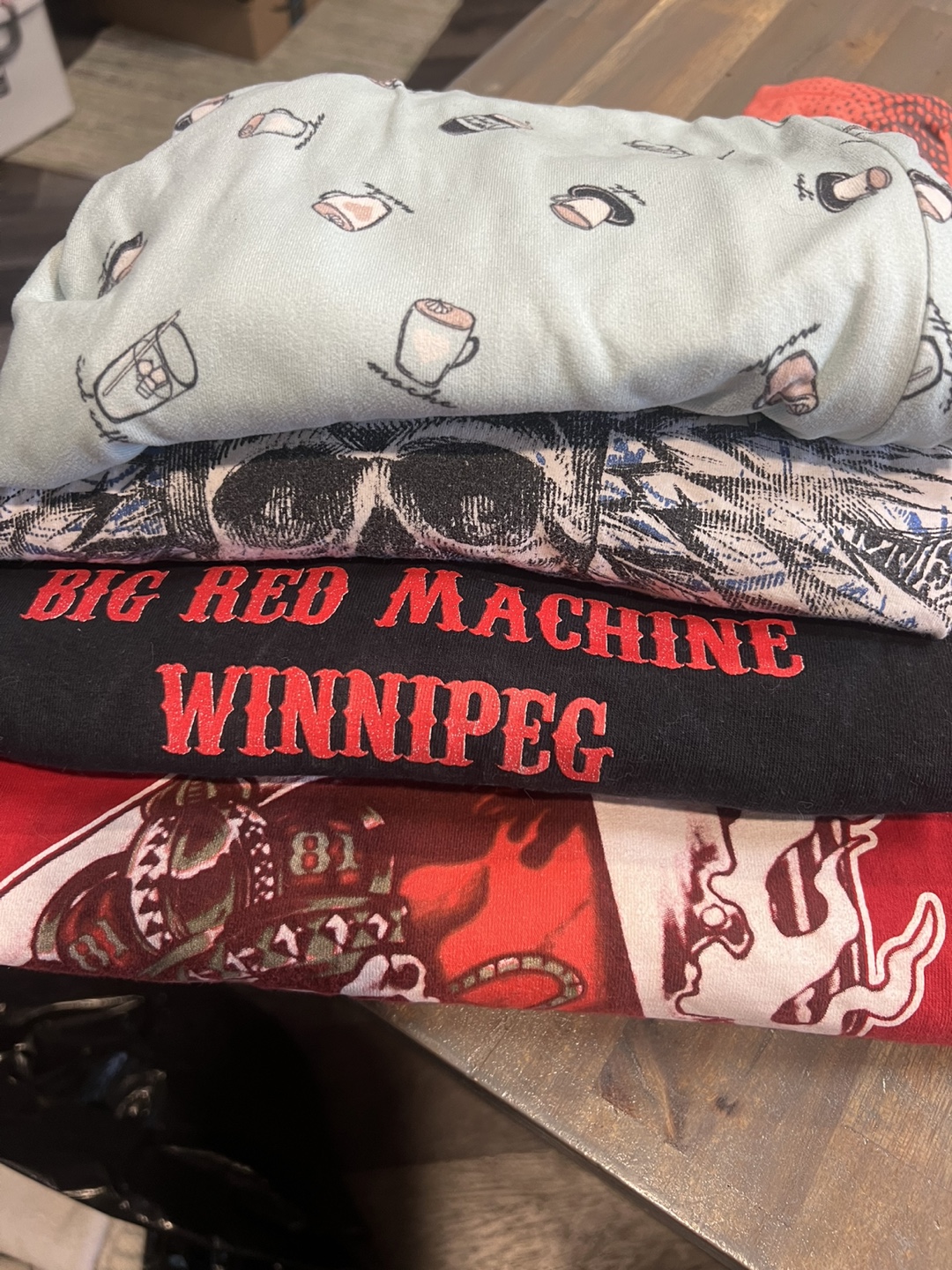 Assorted Clothing & Towel Bundle - photo 3