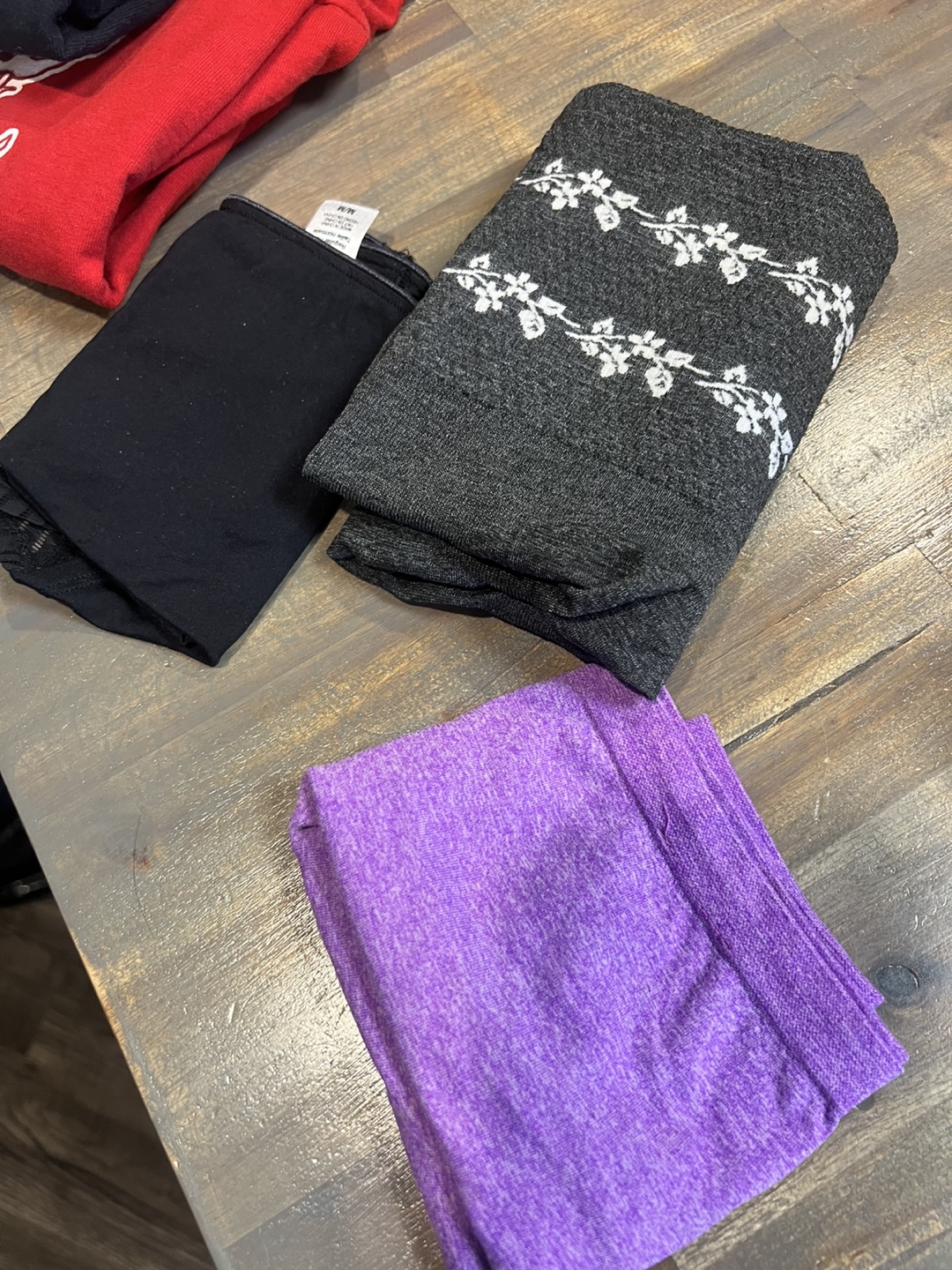 Assorted Clothing & Towel Bundle - photo 5