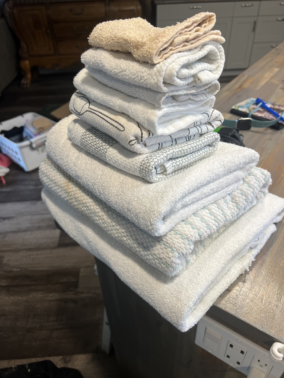 Assorted Clothing & Towel Bundle