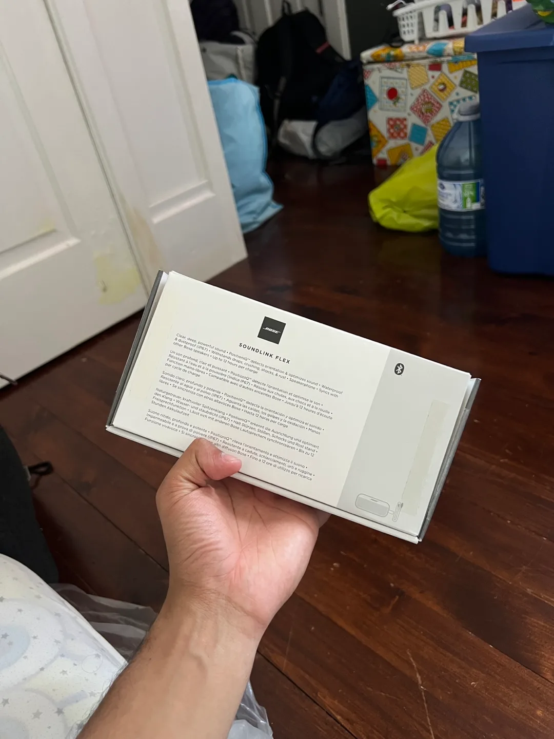 New Bose SoundLink Flex Bluetooth Speaker image indicator(2)