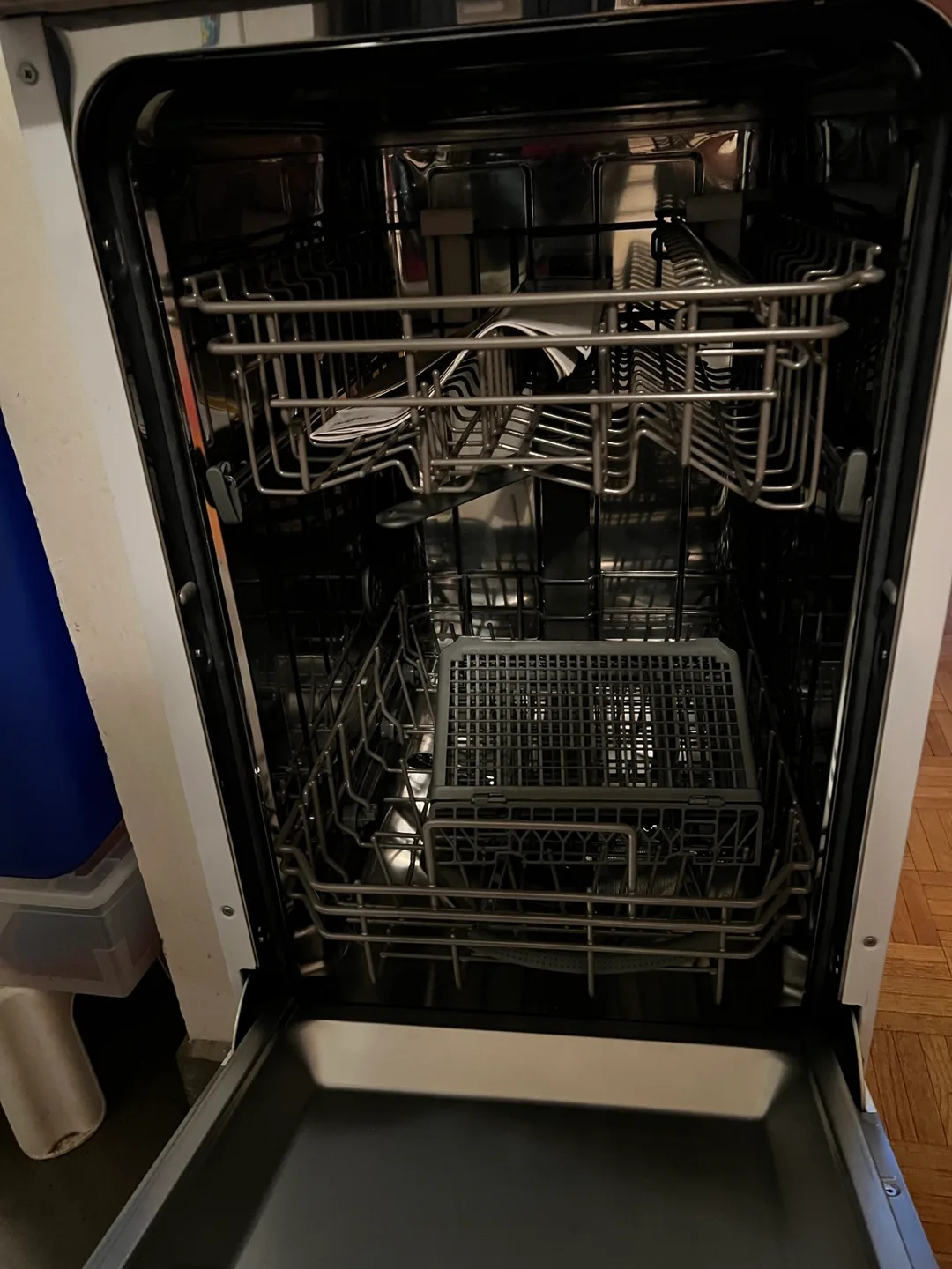 Danby DDW1805EWP Dishwasher image indicator(3)