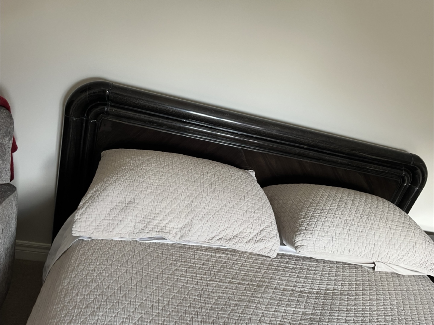 Bedroom Furniture Set - photo 2