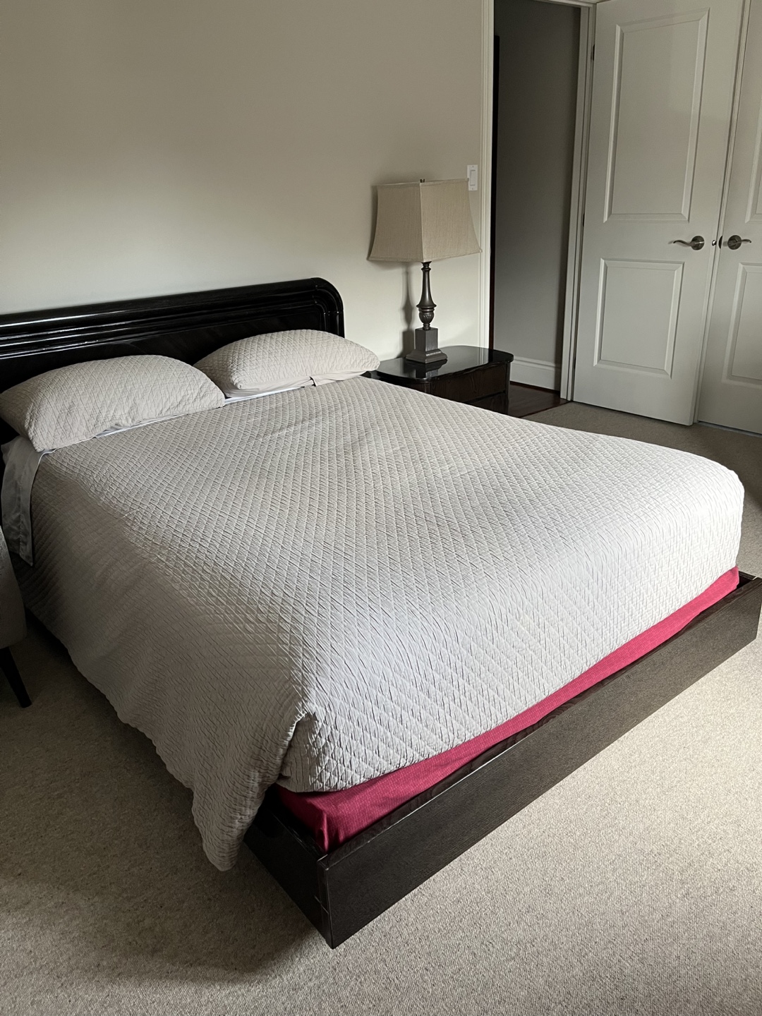 Bedroom Furniture Set