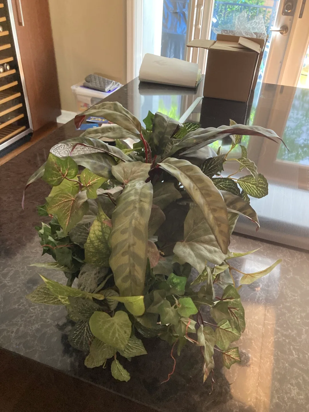 Artificial Plant in Decorative Pot image indicator(5)