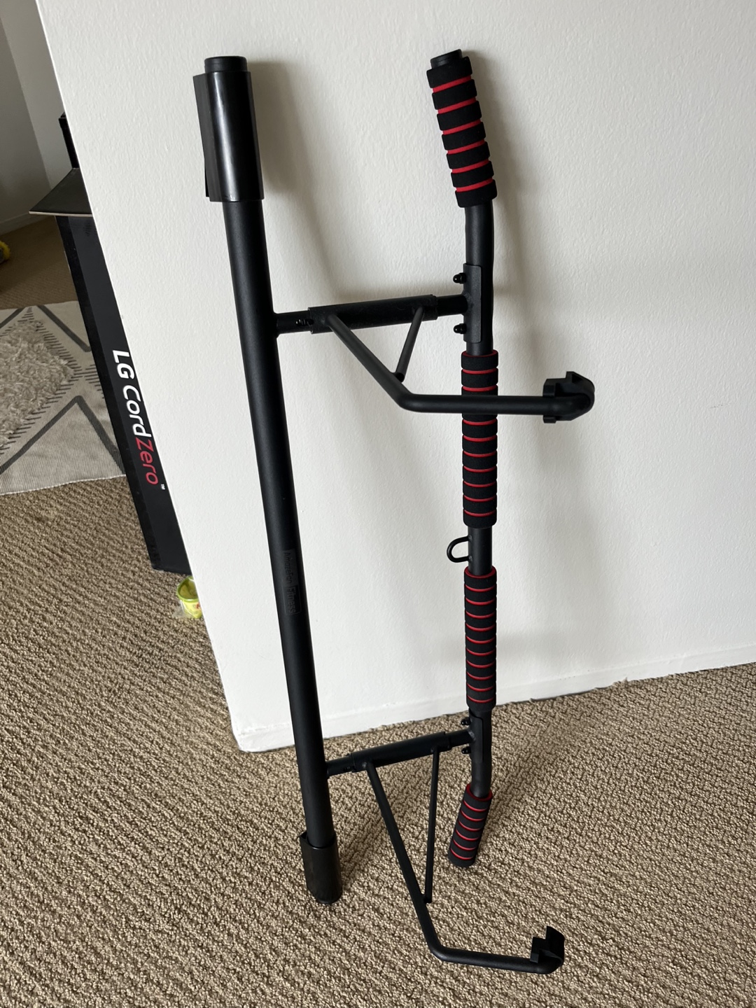 AmazeFan Pull Up Bar - Black/Red - photo 2